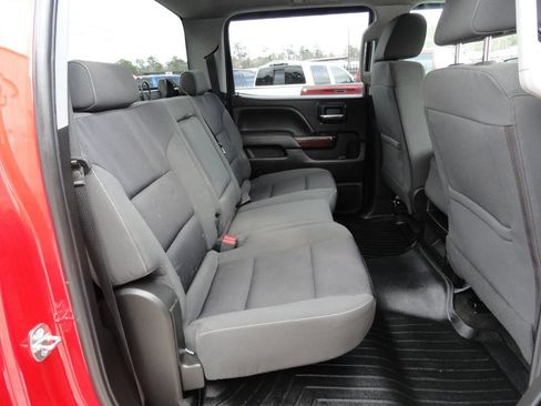 Used 2018 GMC Sierra 2500 SLE w/ SLE Preferred Package image 8