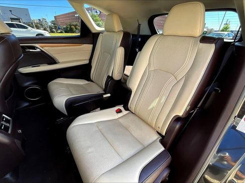 Used 2019 Lexus RX 450hL Premium image 19