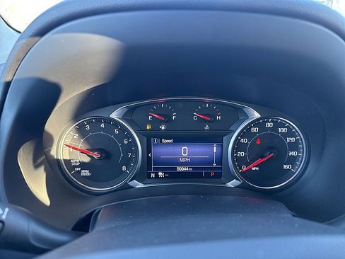 Used 2022 GMC Terrain SLE image 11