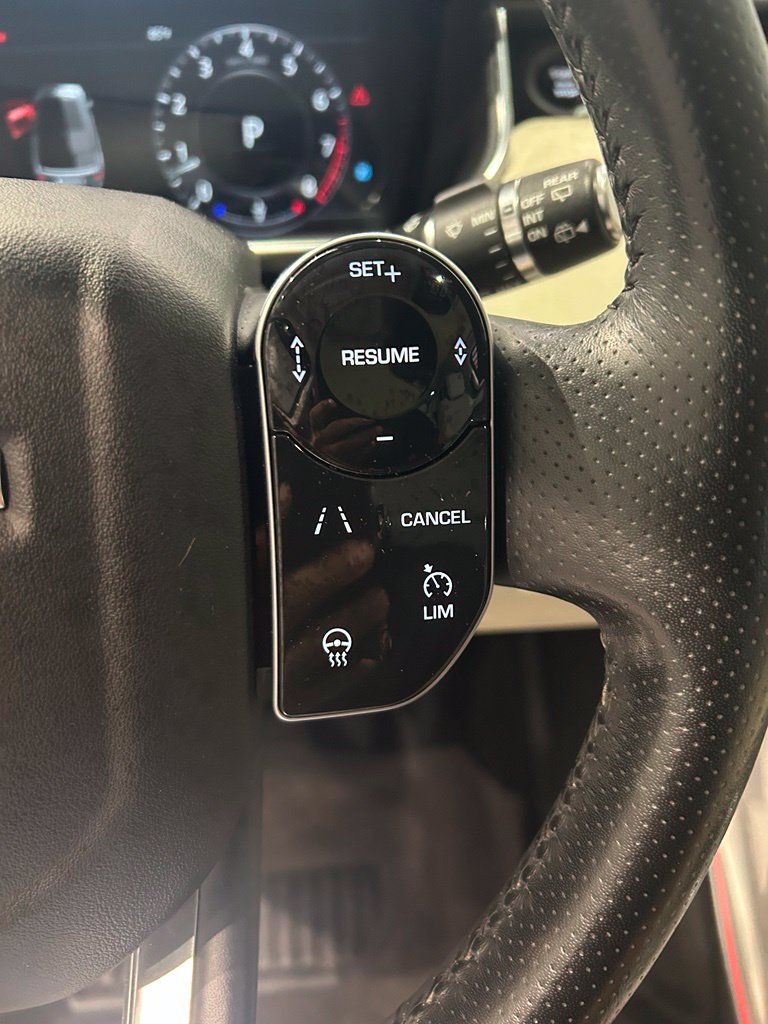 Used 2018 Land Rover Range Rover Sport HSE AWD/4WD image 13