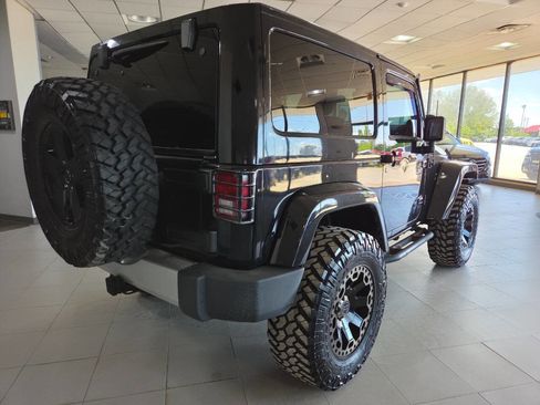 Used 2012 Jeep Wrangler Sahara w/ Dual Top Group AWD/4WD image 7