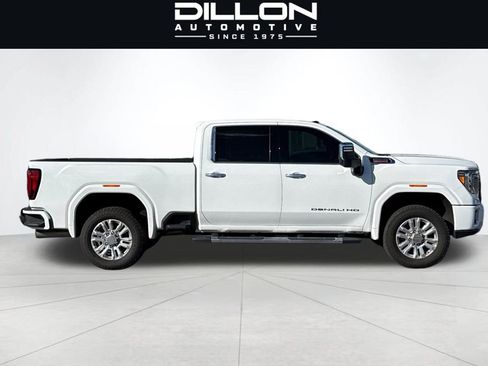 Used 2020 GMC Sierra 2500 Denali w/ Denali Ultimate Package AWD/4WD image 3
