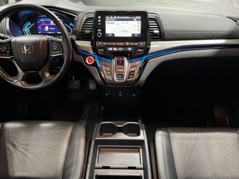 Used 2023 Honda Odyssey Touring image 42