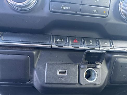 Used 2020 GMC Sierra 1500 2WD Regular Cab w/ Sierra Value Package image 38