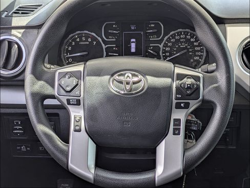 Used 2019 Toyota Tundra SR5 w/ SR5 Upgrade Package AWD/4WD image 19