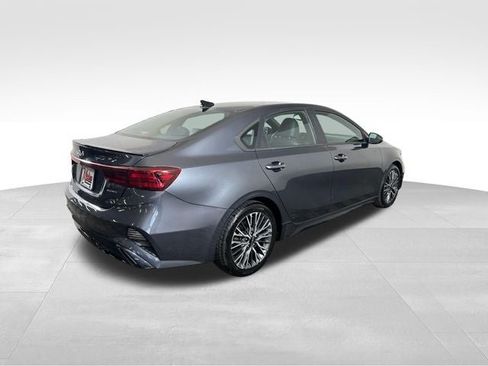 Used 2023 Kia Forte GT-Line w/ GT-Line Technology Package FWD image 7
