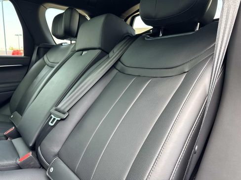 Certified 2025 Land Rover Range Rover Autobiography AWD/4WD image 16