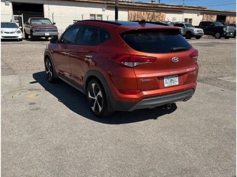 Used 2016 Hyundai Tucson Limited w/ Option Group 03 AWD/4WD image 4