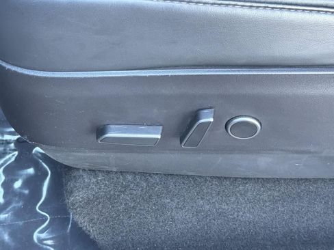 Used 2021 Tesla Model Y Long Range image 23