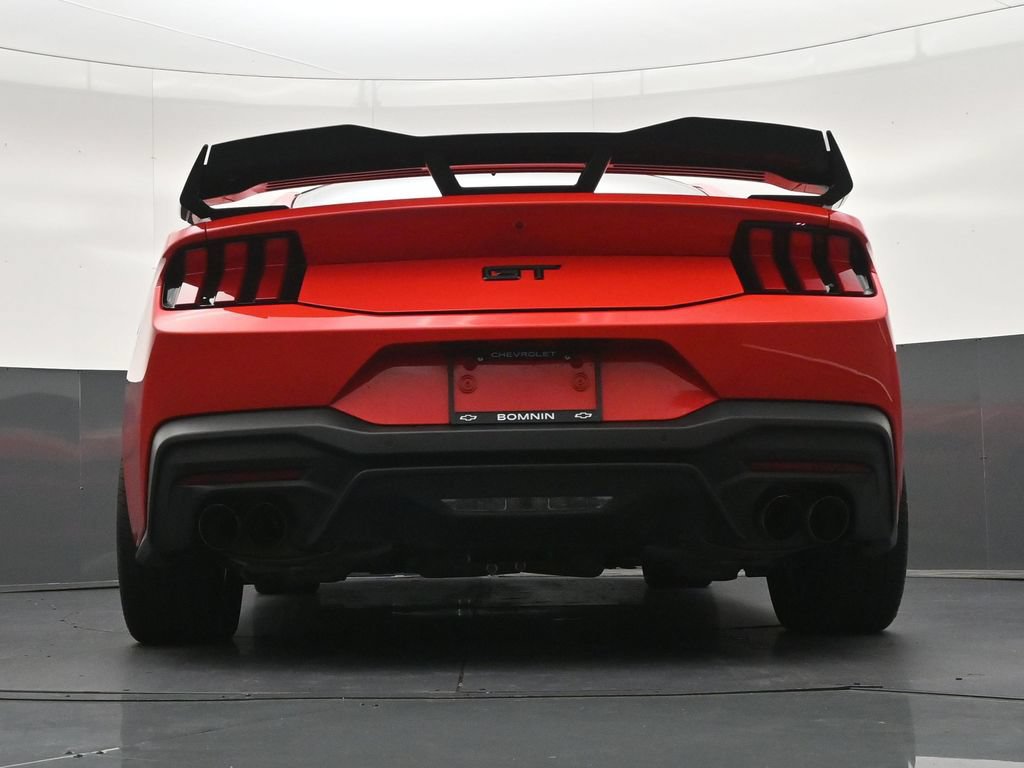 Used 2025 Ford Mustang GT Premium RWD image 27