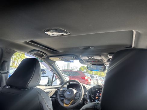 Certified 2024 Subaru Crosstrek 2.5i Wilderness w/ Crosstrek Mirror Package AWD/4WD image 18