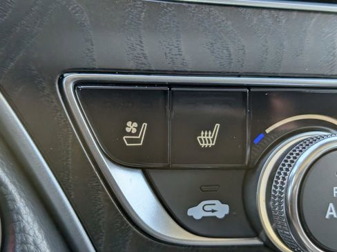 Used 2022 Honda Accord Touring image 17