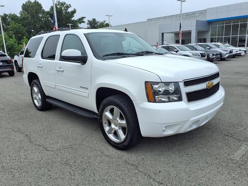 Used 2013 Chevrolet Tahoe LT w/ Luxury Package AWD/4WD image 1