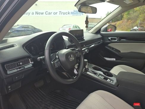Used 2024 Honda Civic EX image 10