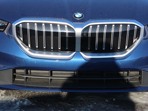 New 2026 BMW 530i xDrive AWD/4WD image 57