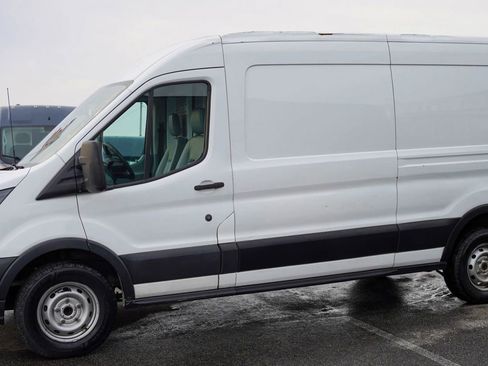 Used 2018 Ford Transit 350 148 Medium Roof RWD image 10