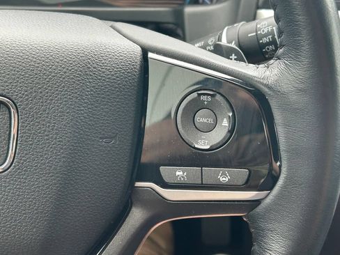 Used 2023 Honda Odyssey Touring image 42