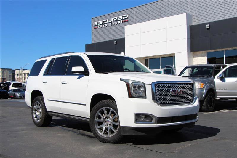 Used 2016 GMC Yukon Denali w/ Open Road Package AWD/4WD image 12