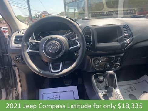 Used 2021 Jeep Compass Latitude AWD/4WD image 13