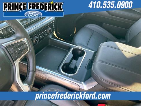 Used 2024 Chevrolet Silverado 2500 LTZ w/ LTZ Premium Package image 16