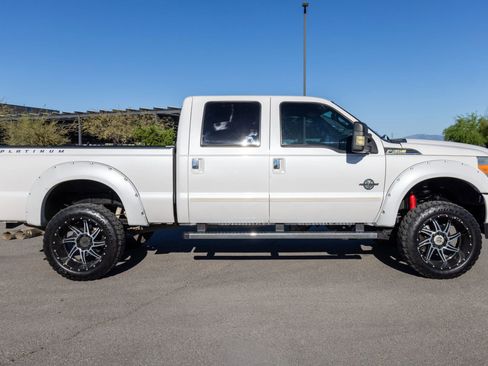 Used 2016 Ford F350 Platinum w/ FX4 Off-Road Package AWD/4WD image 8