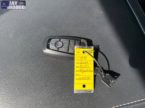 Certified 2024 Ford Expedition Max XLT RWD image 18