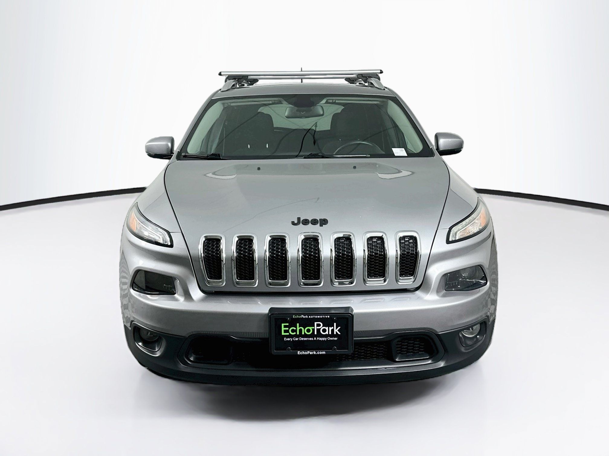 Used 2017 Jeep Cherokee Latitude w/ Safety/Convenience Group FWD image 2