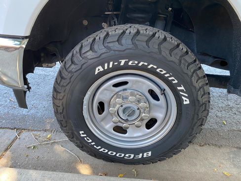 Used 2023 Ford F250 XL w/ XL Off-Road Package AWD/4WD image 19