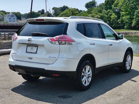 Used 2016 Nissan Rogue SV w/ SV Moonroof Package AWD/4WD image 7