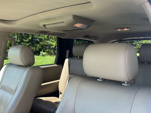 Used 2012 Toyota Sequoia Platinum AWD/4WD image 11