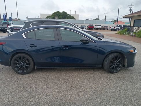 Used 2024 MAZDA MAZDA3 s FWD image 10