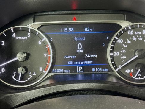 Used 2024 Nissan Altima 2.5 SV FWD image 17