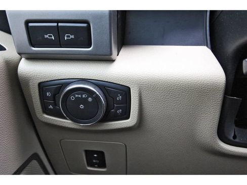 Used 2016 Ford F150 Lariat AWD/4WD image 18