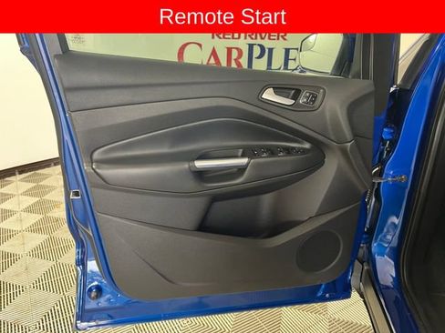 Used 2018 Ford Escape Titanium FWD image 12