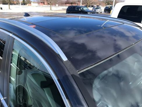 Used 2023 BMW X3 xDrive30i image 3