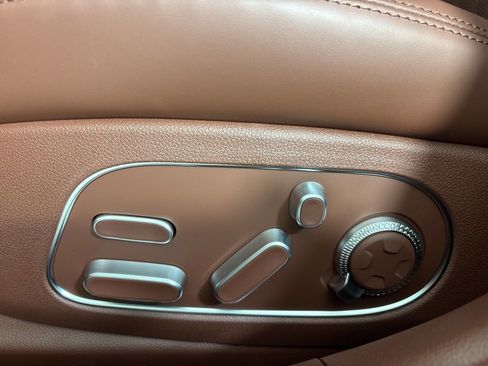 New 2026 Genesis G90 3.5T image 16