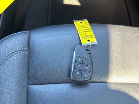 Used 2025 Chevrolet Suburban Z71 AWD/4WD image 30