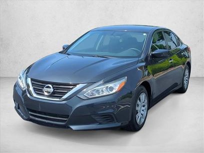 Used 2018 Nissan Altima 2.5 S w/ S Convenience Package
