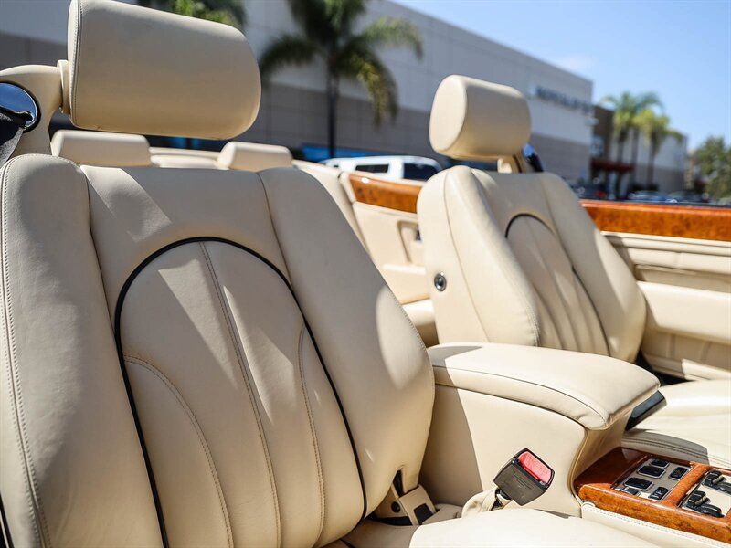 Used 2000 Rolls-Royce Corniche RWD image 24