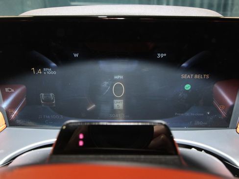 Used 2025 Lincoln Aviator Reserve w/ Jet Appearance Package image 11