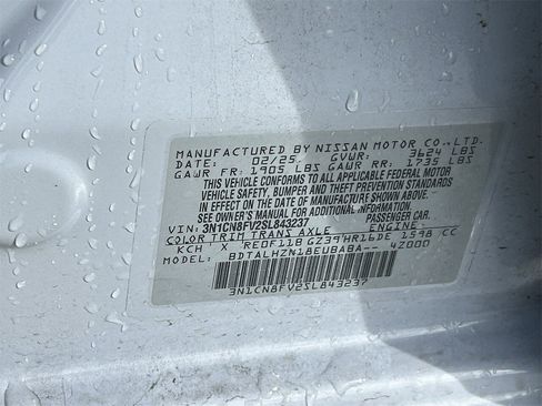 Certified 2025 Nissan Versa SR w/ Trunk Package image 11