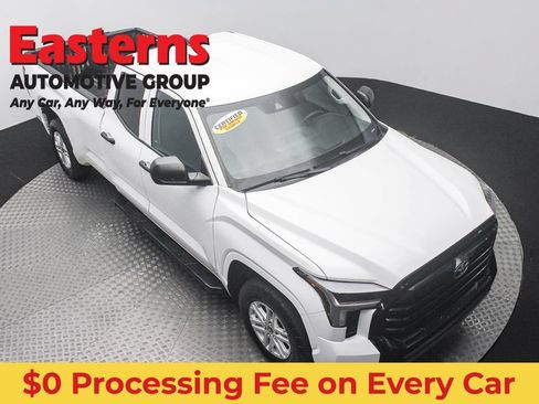 Used 2022 Toyota Tundra SR AWD/4WD image 3