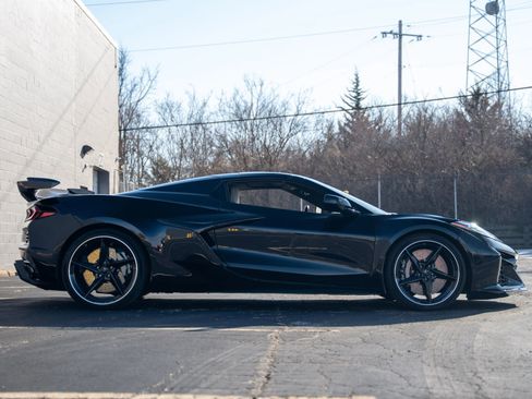 Used 2025 Chevrolet Corvette E-Ray image 4