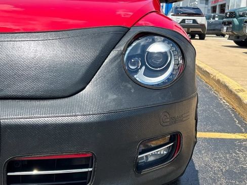 Used 2012 Volkswagen Beetle 2.0T FWD image 3