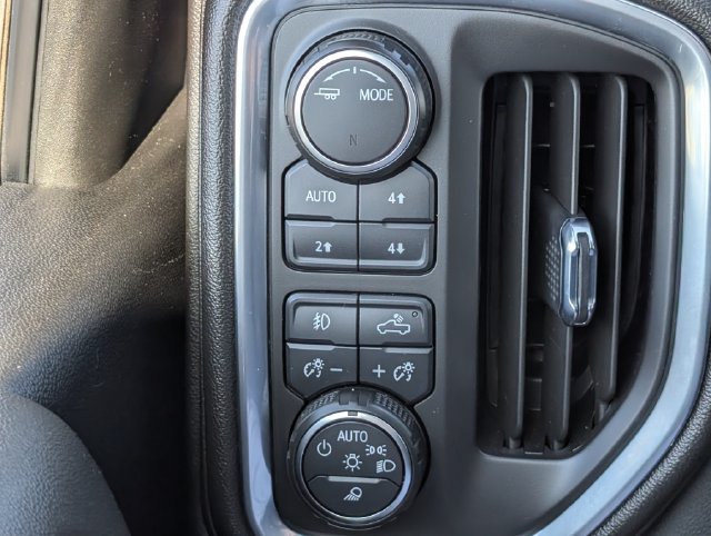 Used 2022 Chevrolet Silverado 2500 LTZ w/ LTZ Plus Package AWD/4WD image 26
