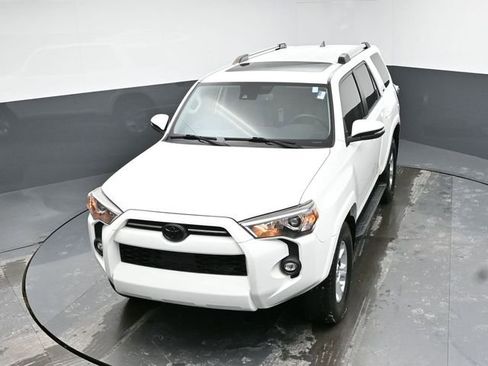 Used 2021 Toyota 4Runner SR5 Premium w/ Moonroof Package image 31