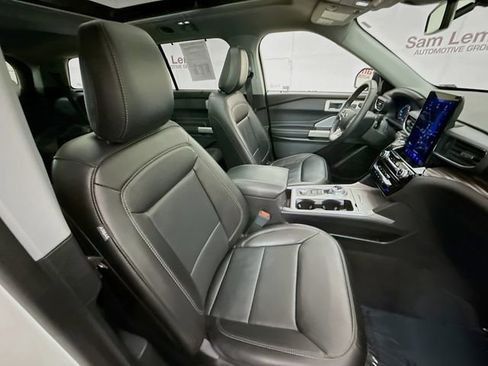Used 2024 Ford Explorer Limited w/ Limited Technology Package AWD/4WD image 31