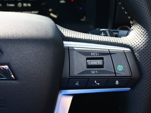 New 2026 Mitsubishi Outlander SE image 17