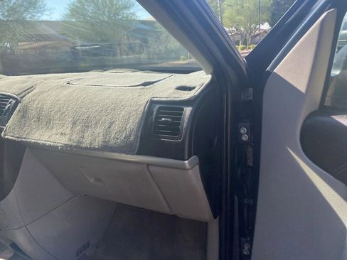 Used 2005 Chevrolet Uplander w/ Climate Package FWD image 25