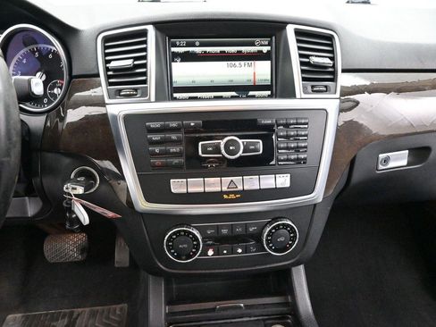 Used 2014 Mercedes-Benz ML 350 4MATIC image 24